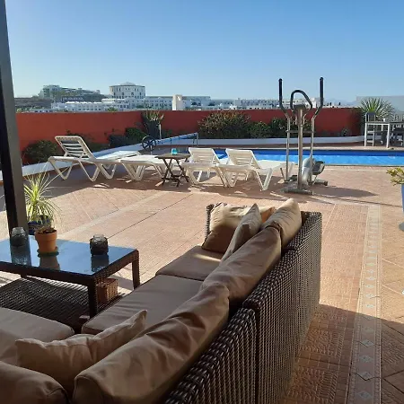 Extremely Private Villa, Heated Pool & Jacuzzi, Pool Wet Bar, Great Views. וילה