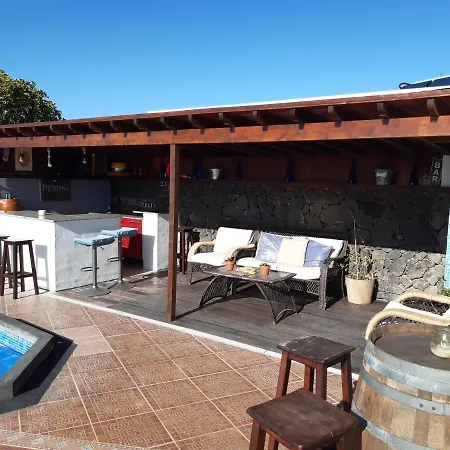 Extremely Private Villa, Heated Pool & Jacuzzi, Pool Wet Bar, Great Views. * Playa Blanca (Lanzarote)