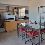 Extremely Private Villa, Heated Pool & Jacuzzi, Pool Wet Bar, Great Views. Vila