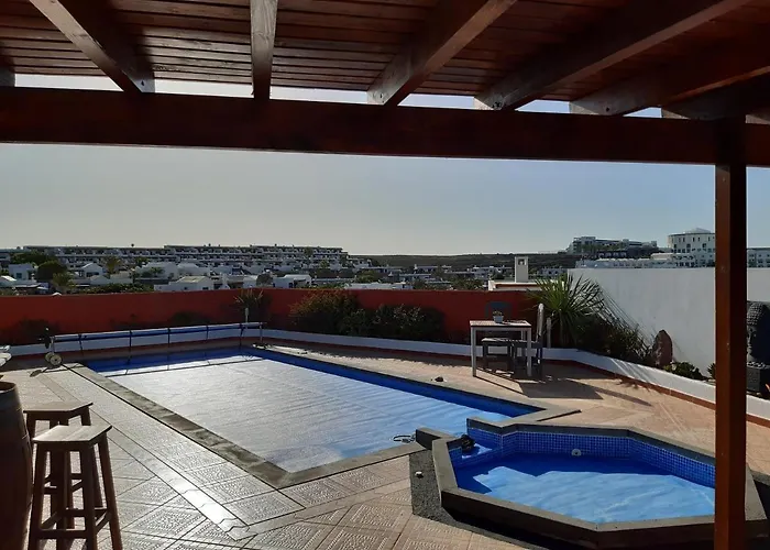 Villa Extremely Private Villa, Heated Pool & Jacuzzi, Pool Wet Bar, Great Views. *