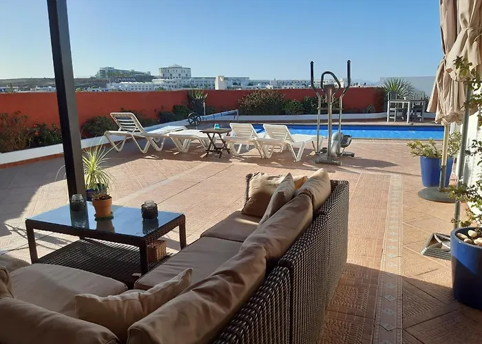 Extremely Private Villa, Heated Pool & Jacuzzi, Pool Wet Bar, Great Views. Villa