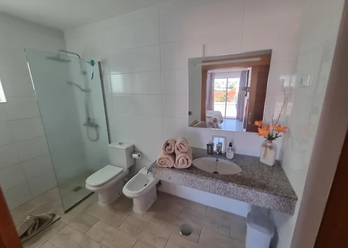 Extremely Private Villa, Heated Pool & Jacuzzi, Pool Wet Bar, Great Views.